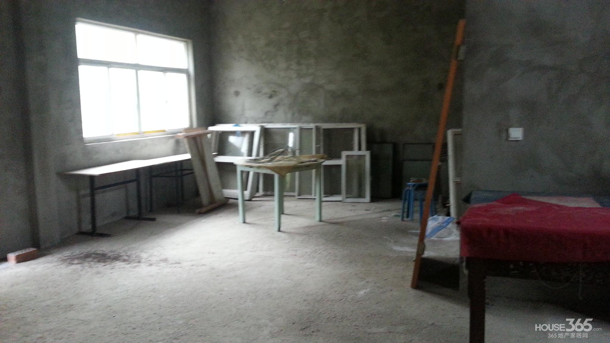 如果你喜欢房屋设计图农村 北方火炕,想保存到电脑上,只要在图片上点击进入大图页,在大图上右击选图片另存为,再选好想要保存的位置,例如文档库,再点保存就可以了