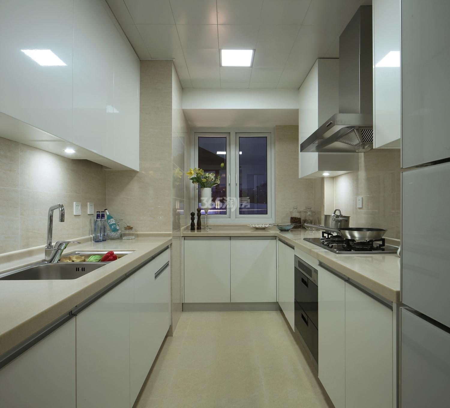 未来城二期项目130方（D户型）样板房---厨房