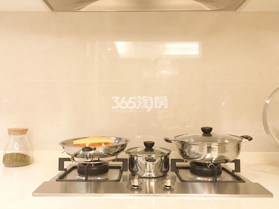 北辰奥园A2户型89方样板房——厨房