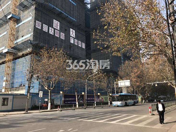 南京证大大拇指广场项目实景图(01.05)